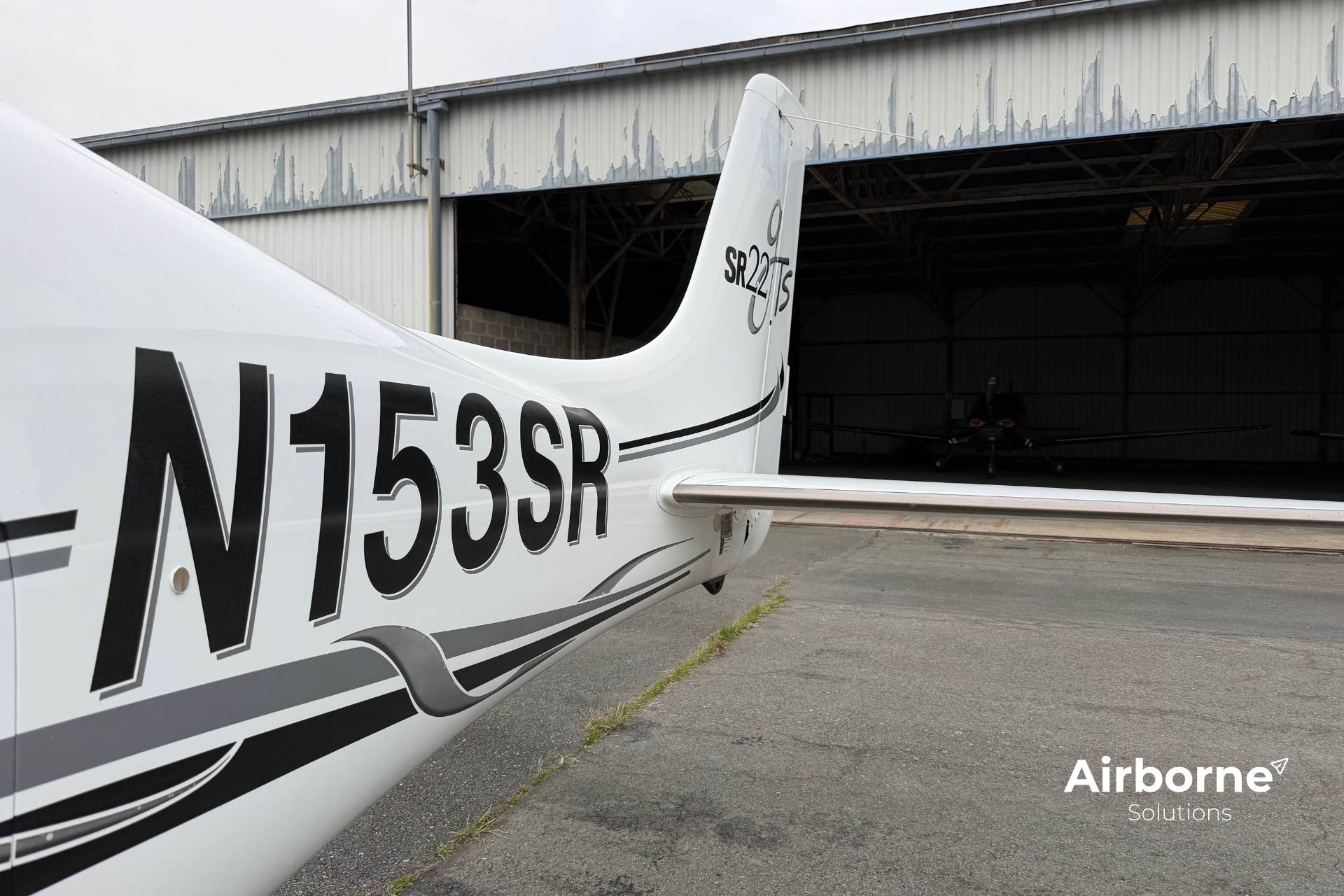 2006 Cirrus SR22 G2 GTS, photo 3