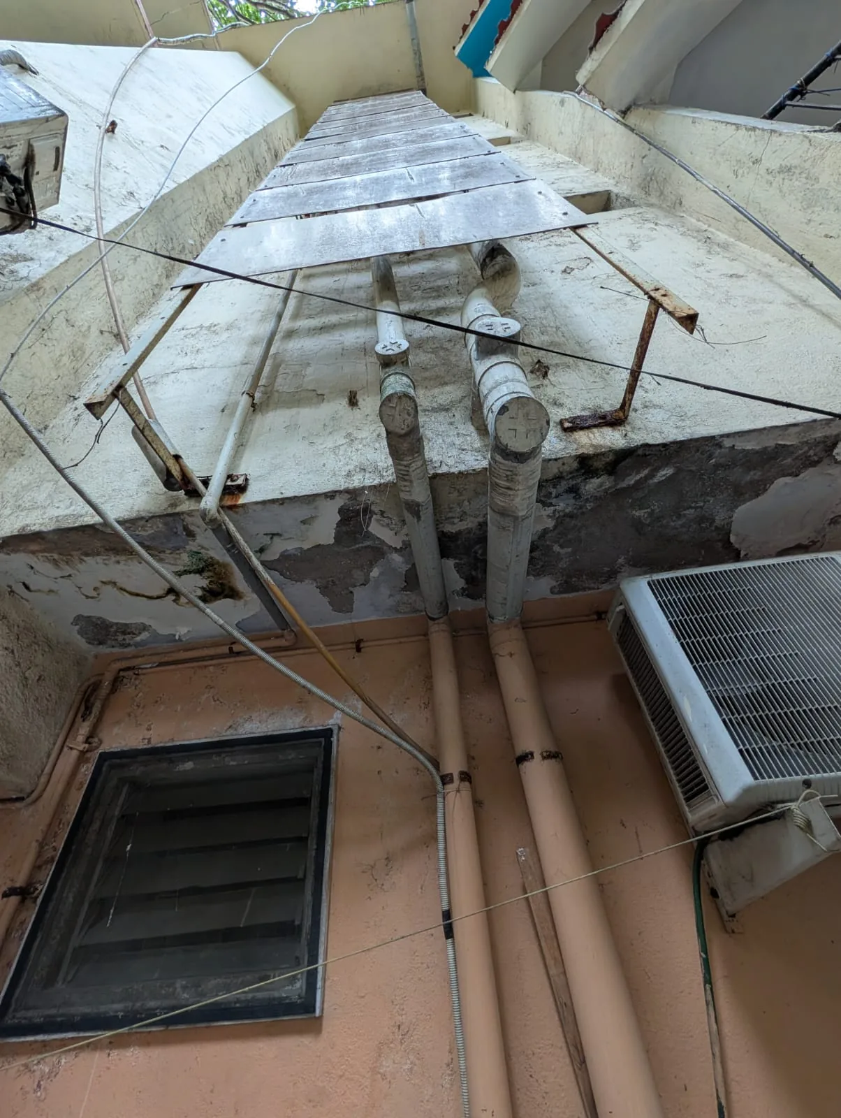 Root cause of concrete damage in Adyar apartment building — Structural Sense