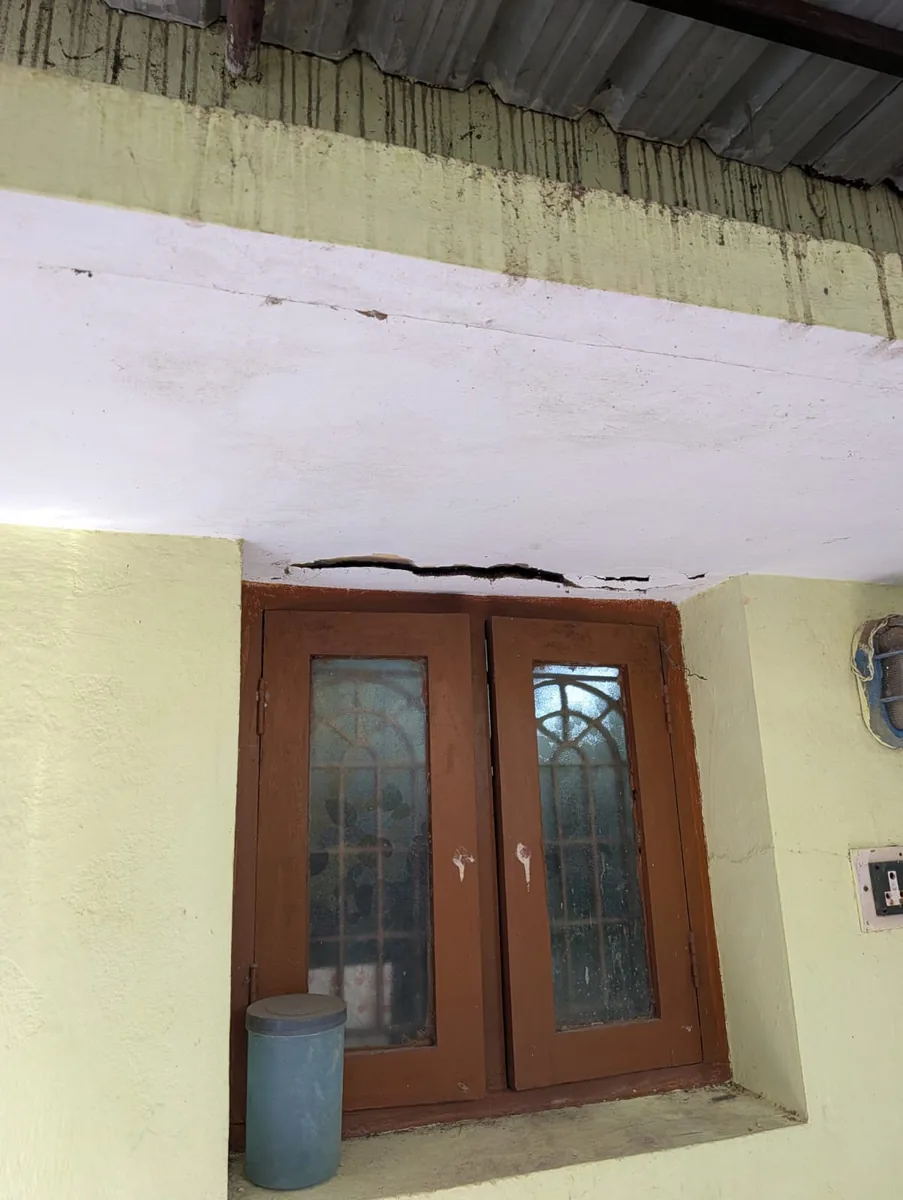Sunshade crack and damage inspection in Chennai