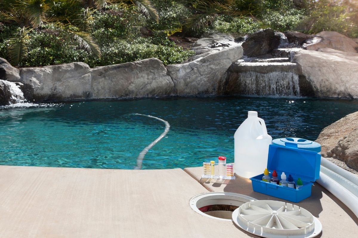 Deep clean and weekly pool cleaning