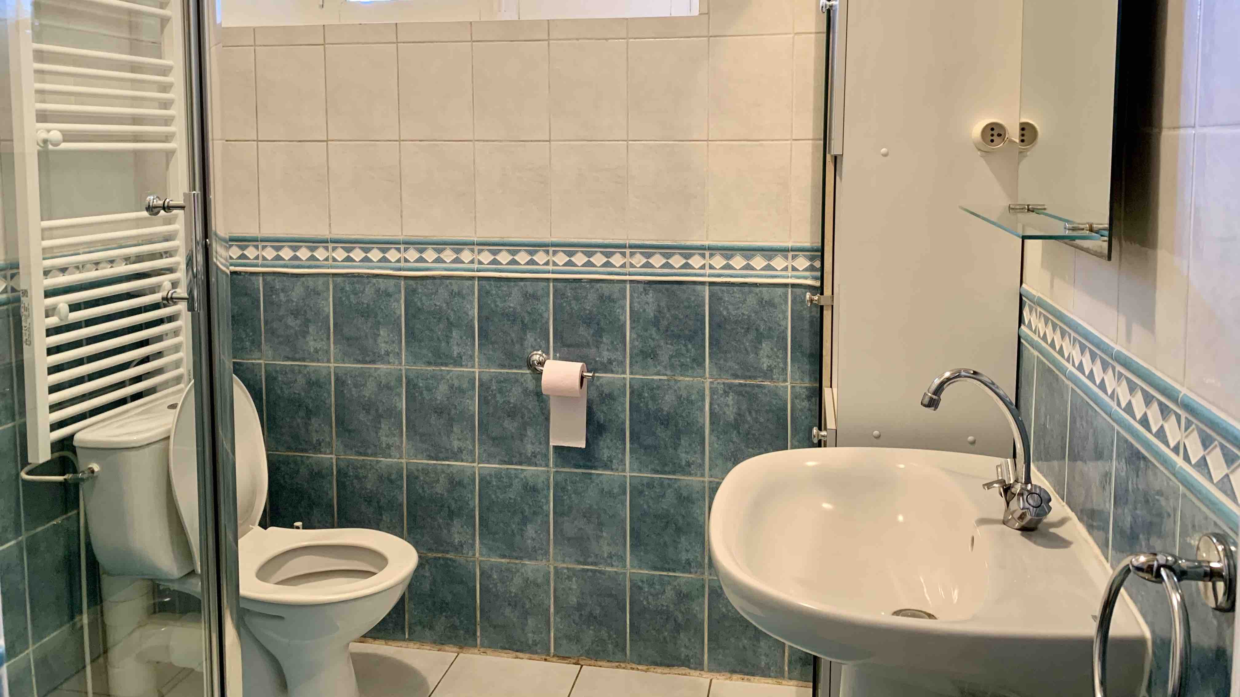 Salle de bain du gîte de la Bergerie