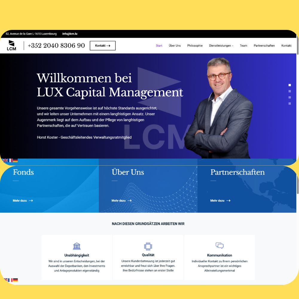 Website homepage with green and black abstract background showing text about digital bookkeeping focusing on tax optimization with navigation menu and call-to-action buttons.