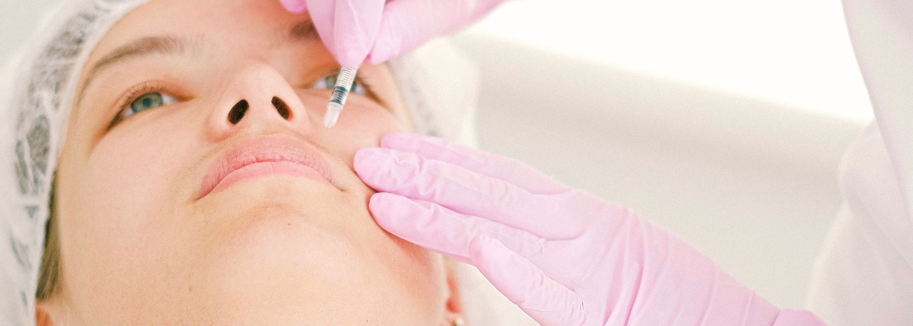 Dr. med. Judith Böven und Dr. med. Alice Martin nebeneinander