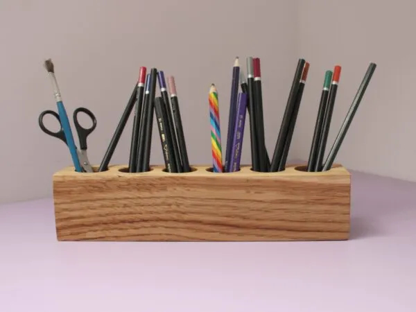 Przybornik prosty, Pszczoła i Niedźwiedź