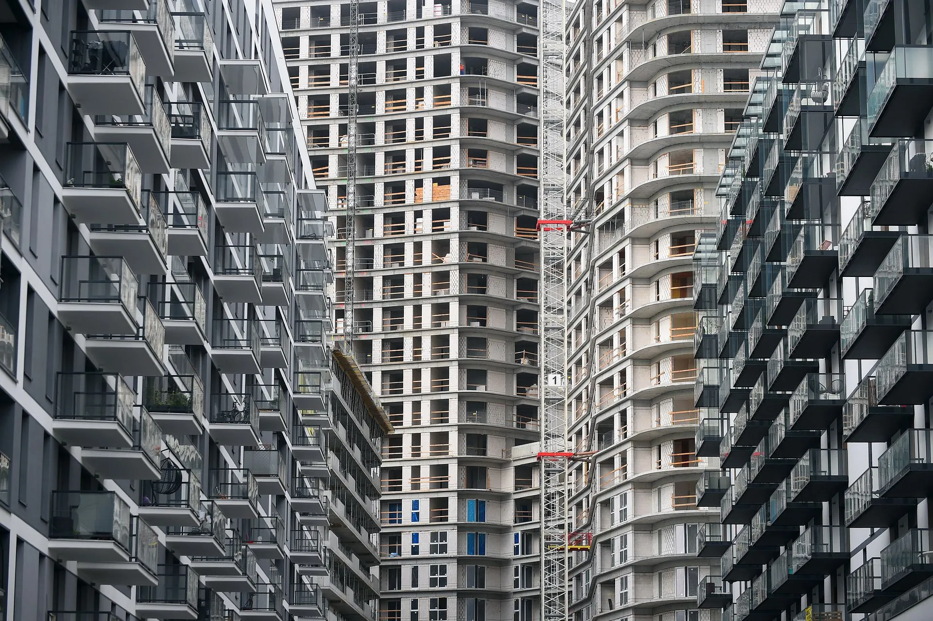 ZMIEŃMY NIEBEZPIECZNE ZAPISY w sprawie zasięgu strefy zabudowy śródmiejskiej!