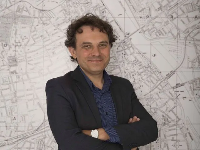 Wola: dyrektor domu kultury ujawnił aferę. PO próbuje go zniszczyć