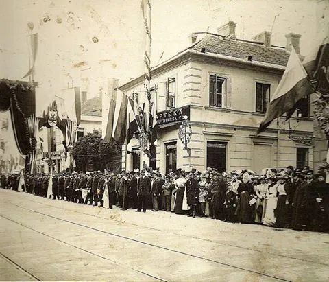 Apteka przy Nowym Świecie - co dalej?