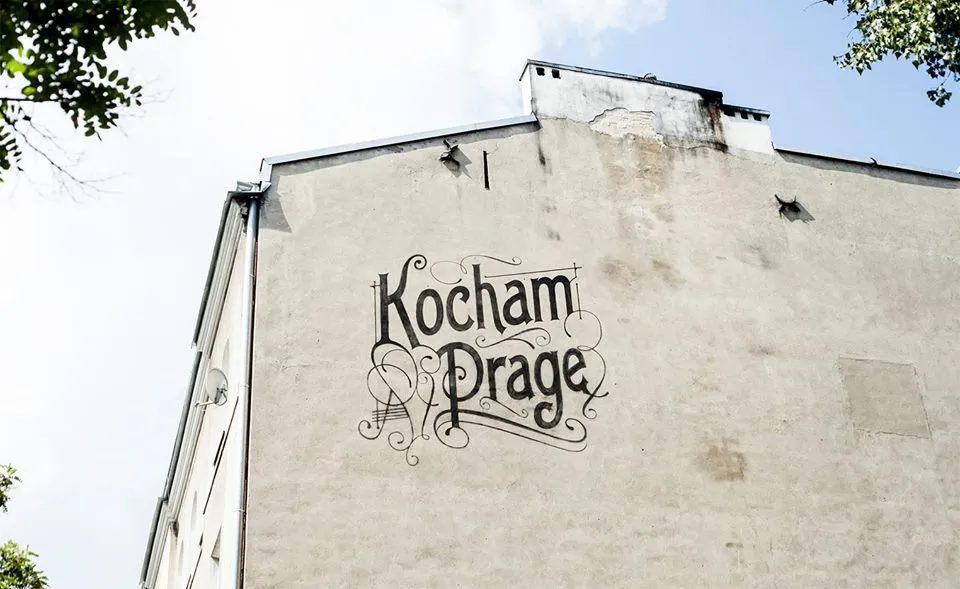 Szukamy Nowego Domu Dla Muralu "Kocham Pragę"