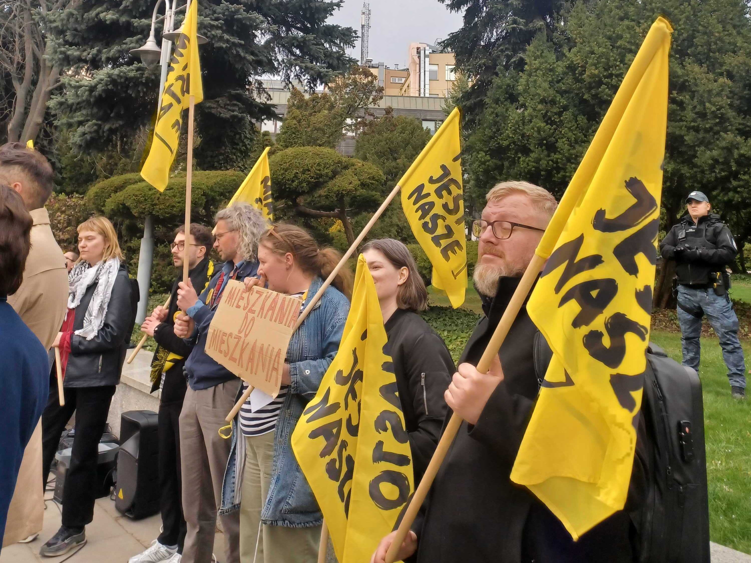 Francja i Hiszpania biorą się za Airbnb – co z Polską?