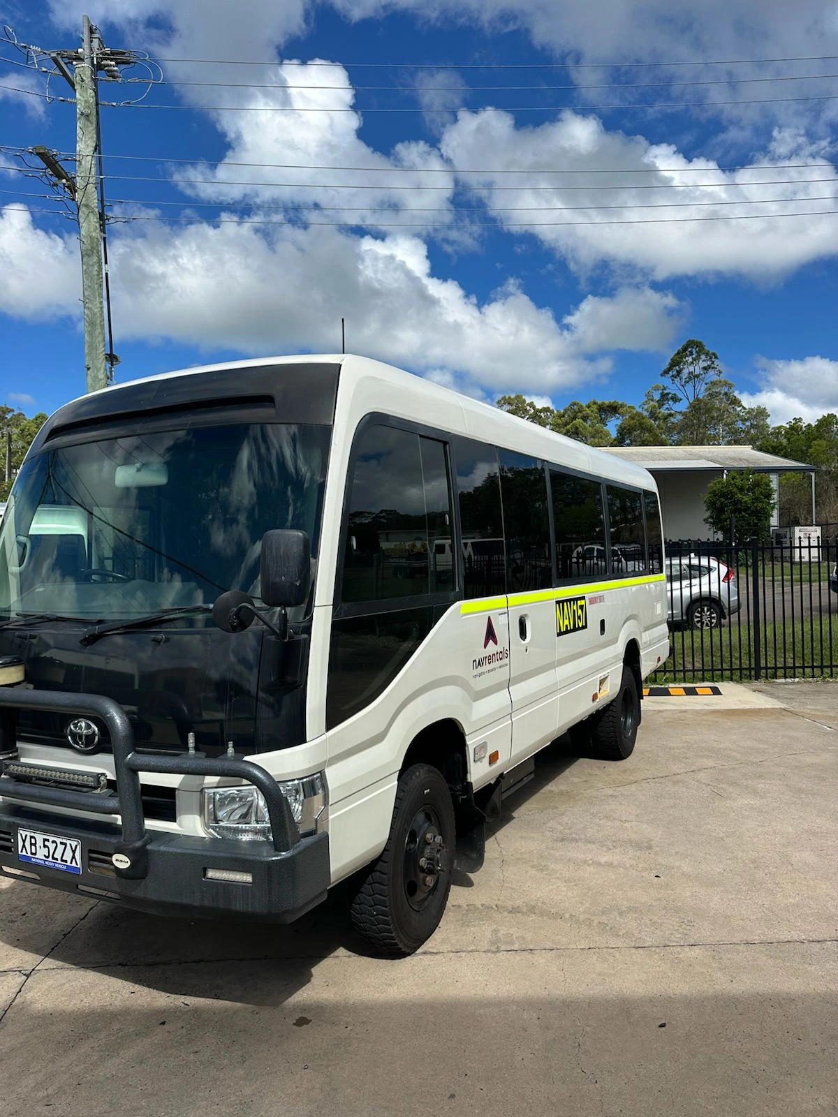 22 Seat Mine-Spec Bus