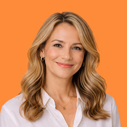 Portrait photo of Sarah Mitchell