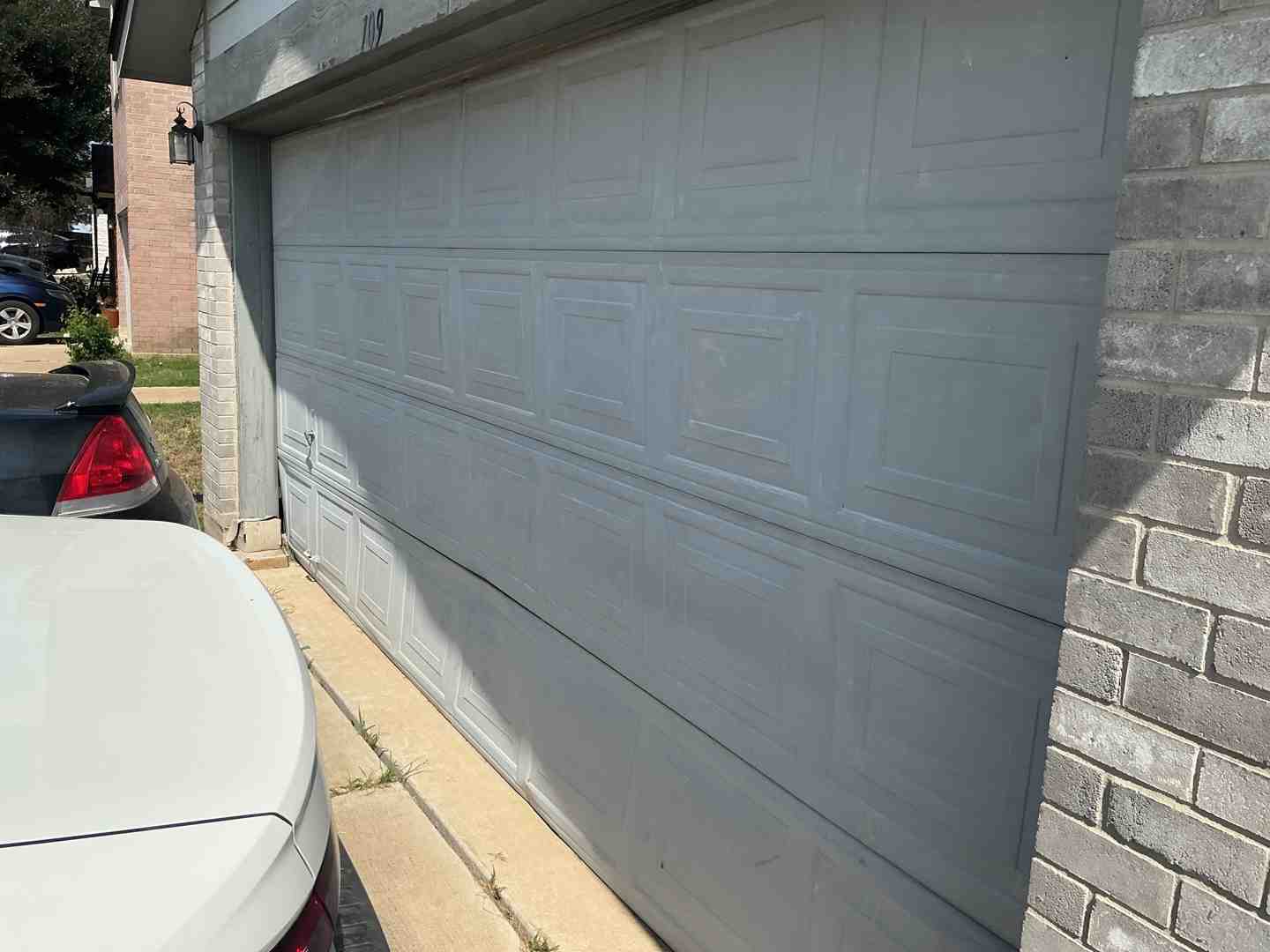 single damaged garage door panel on a modern home sectional door - can i replace just the garage door panel single damaged garage door panel on a modern home sectional door - can i replace just the garage door panel