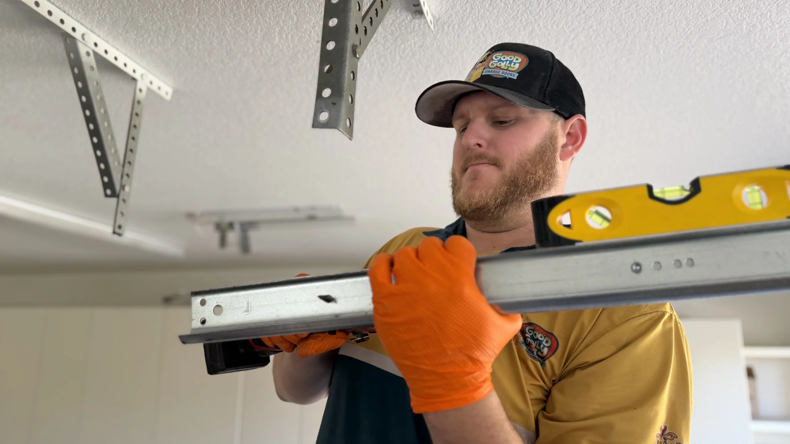 Garage Door Broken: Troubleshooting Tips | Good Golly Garage Doors