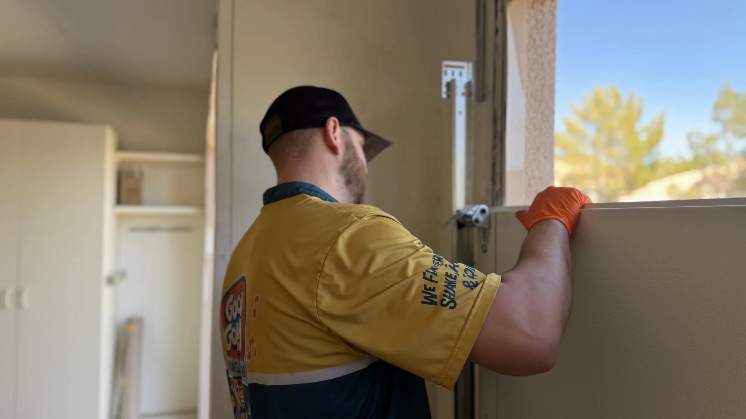 Garage door off track repair las vegas nv: Expert 2025