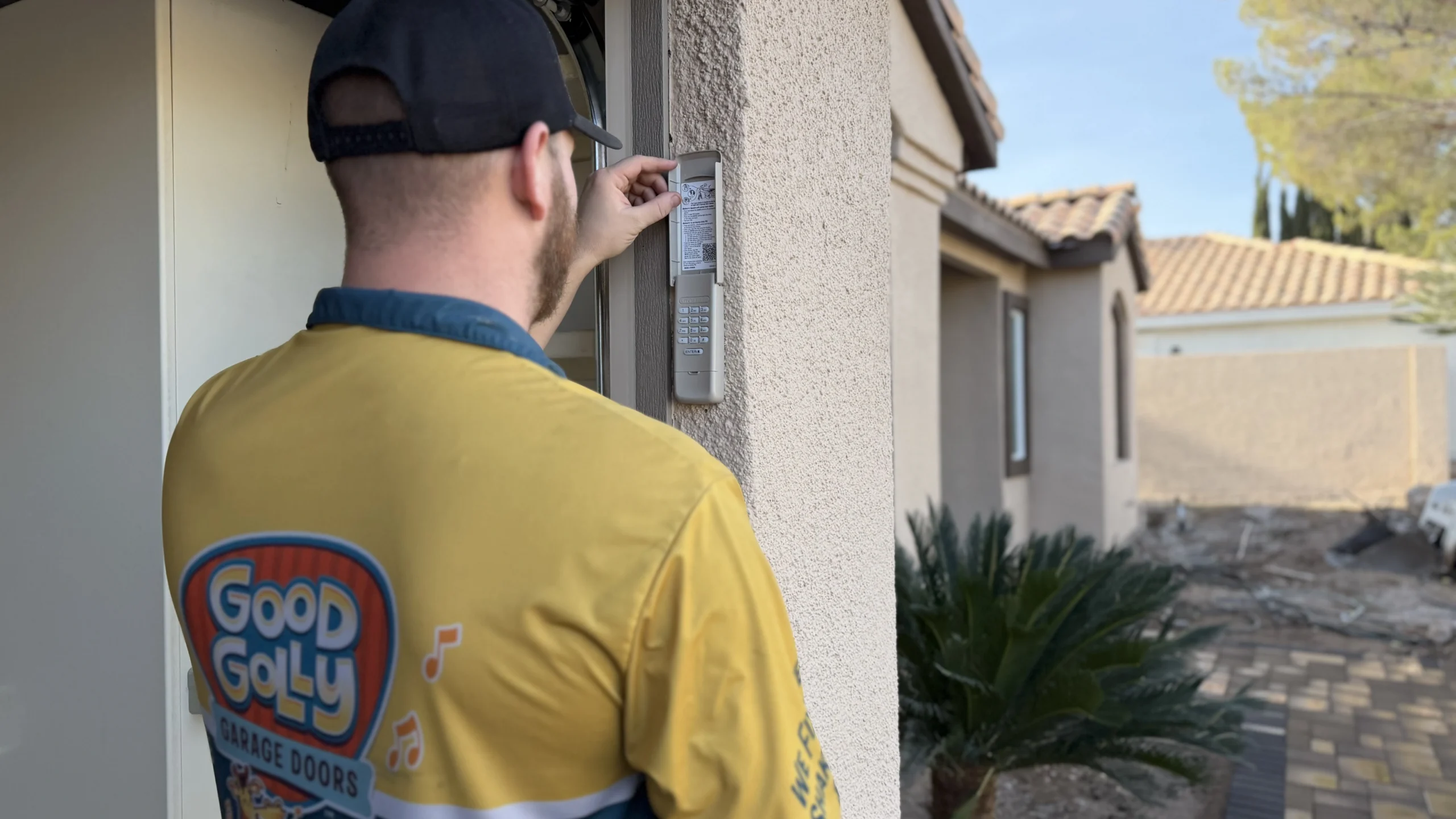 Certified Garage Door Repair Technician in Kyle TX #1