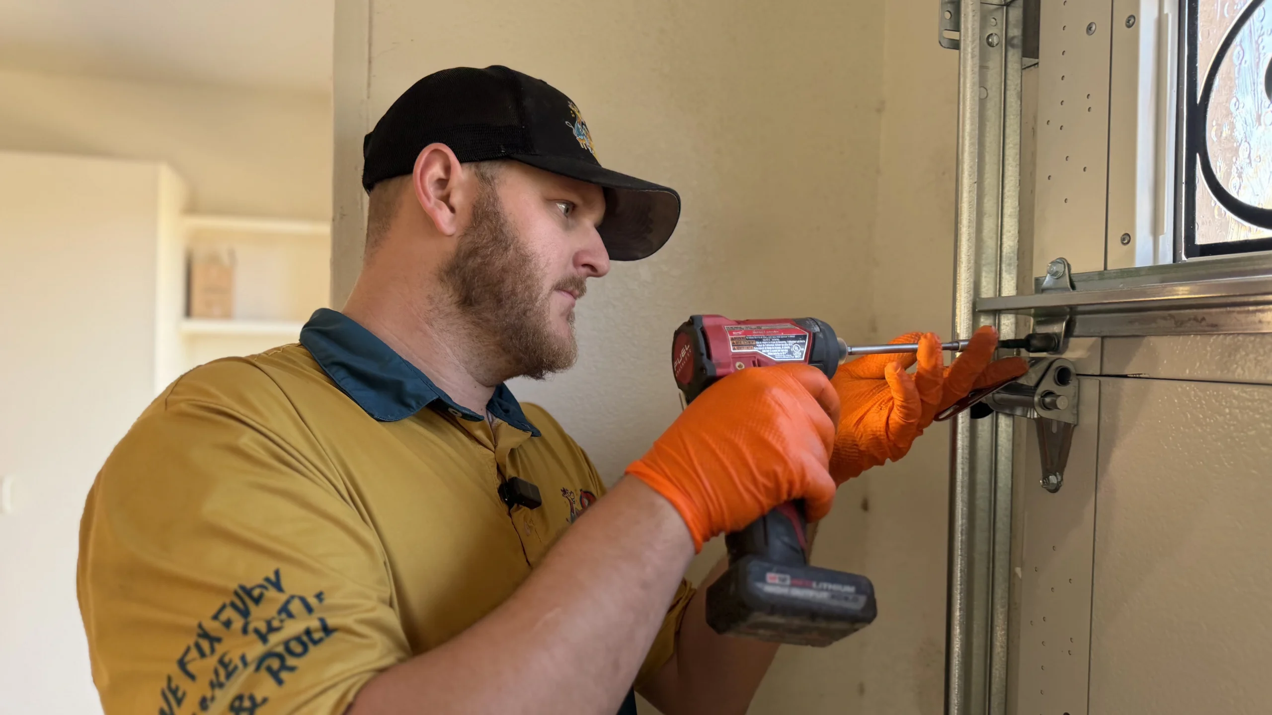 Top 5 Certified Garage Door Repair Tech Dripping Springs TX