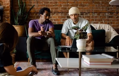 Person offering thoughtful support in another’s conversation aided by Salt.