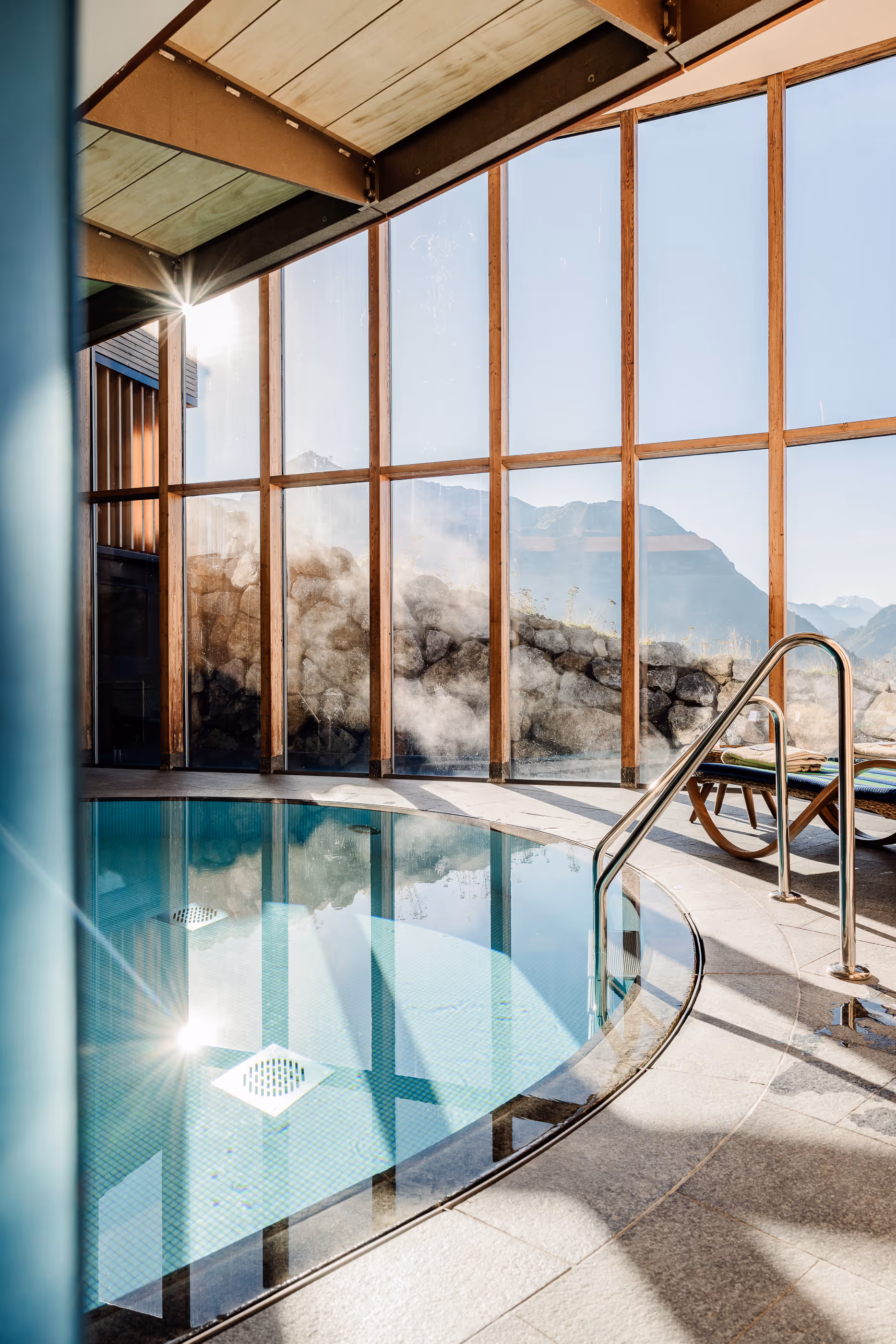 Image of the Pool with the panoramic view
