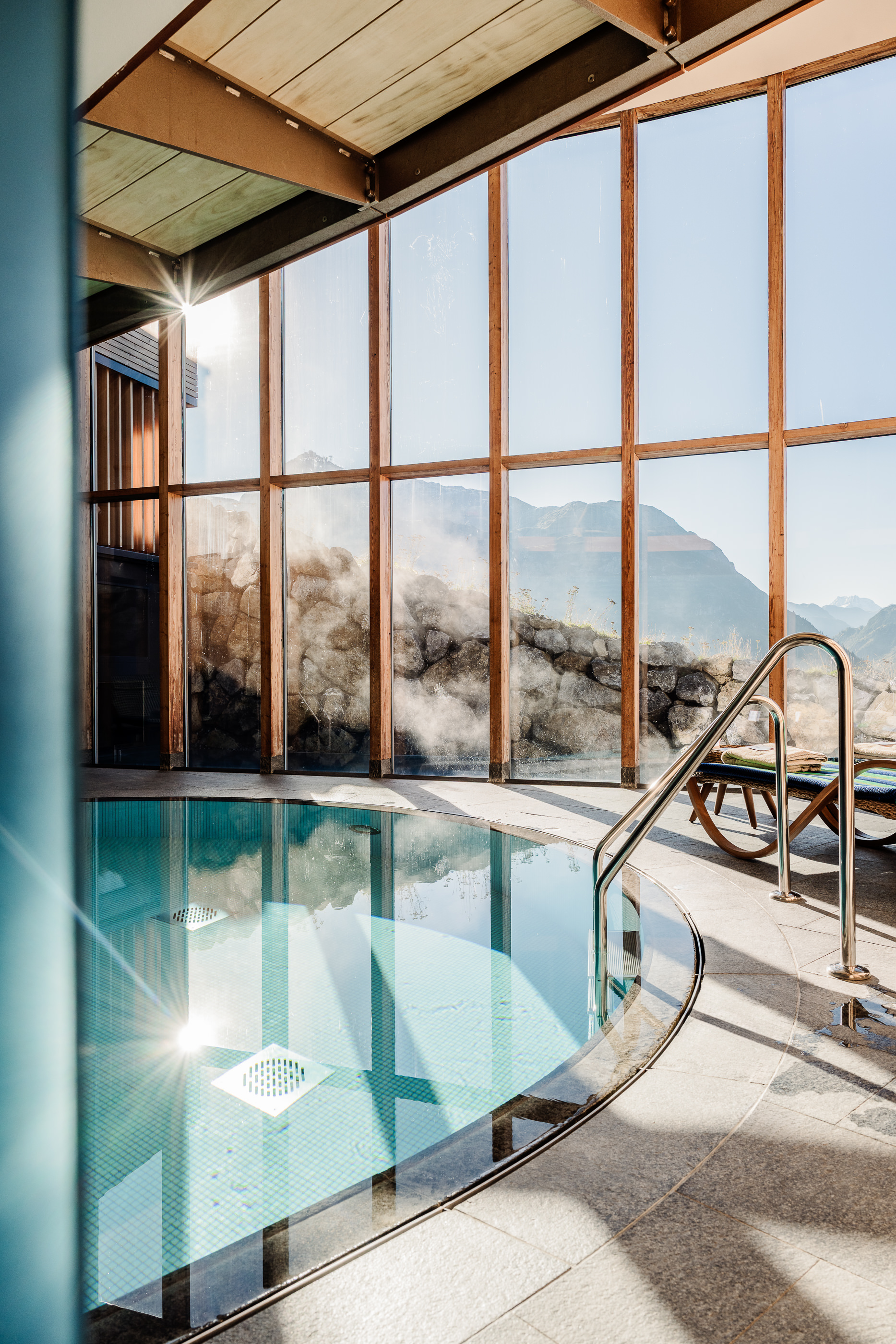 Image of the Pool with the panoramic view