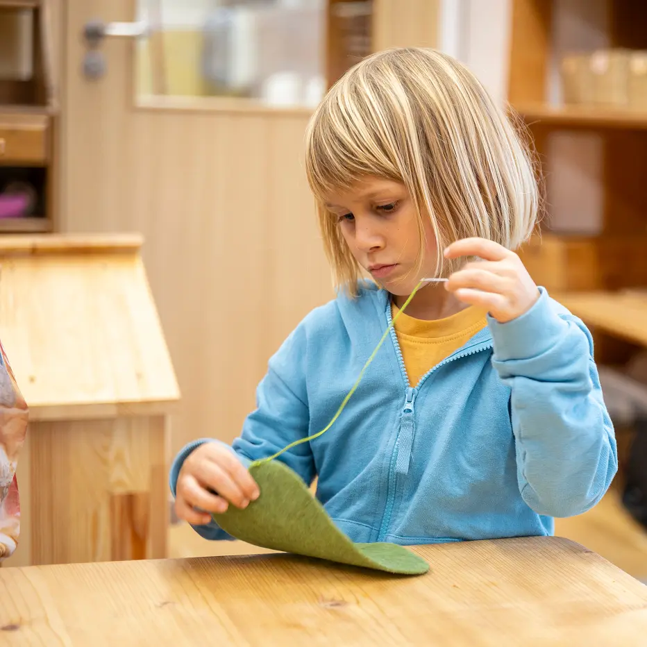 Rokodelske dejavnosti.