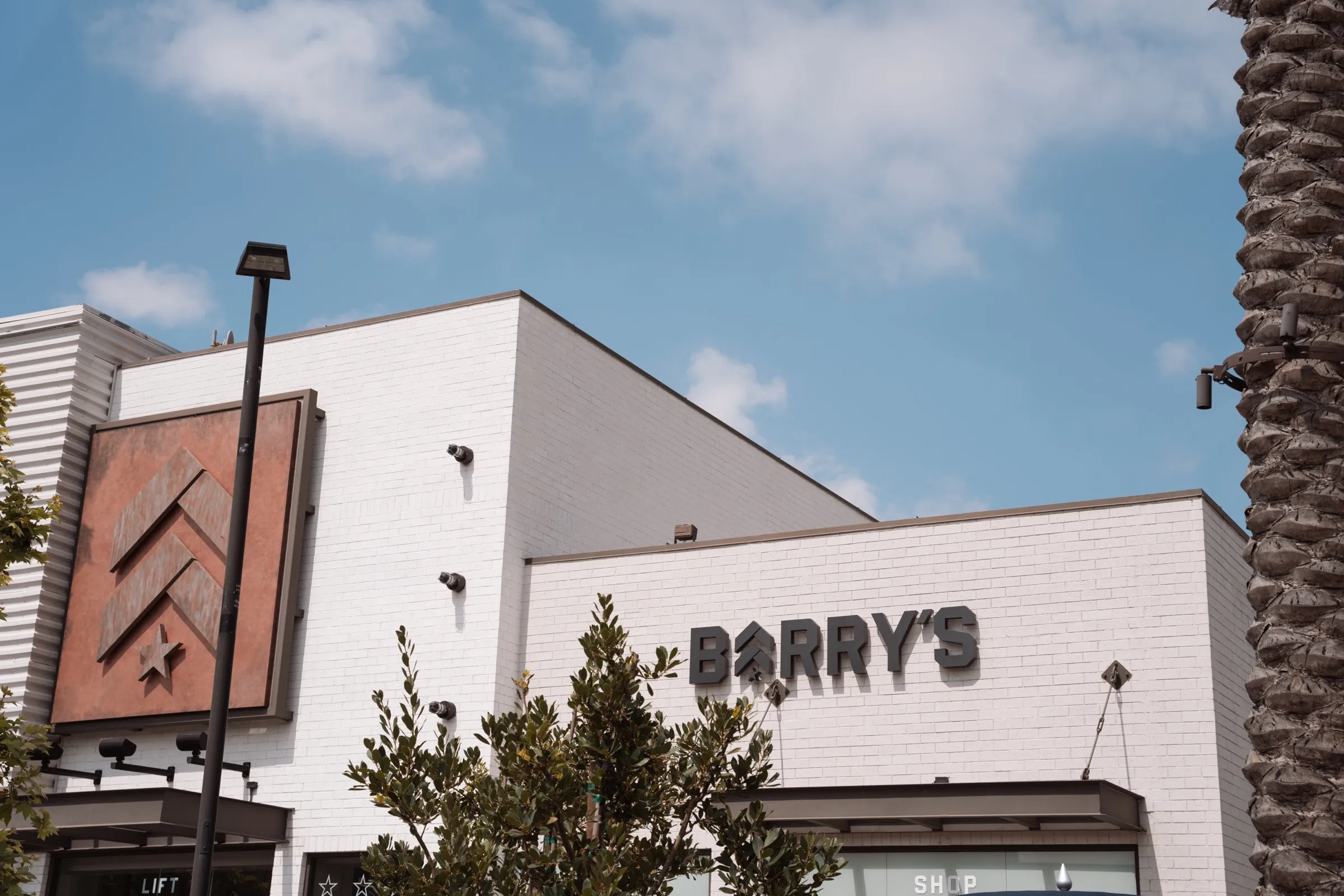 Barry's South Bay studio exterior