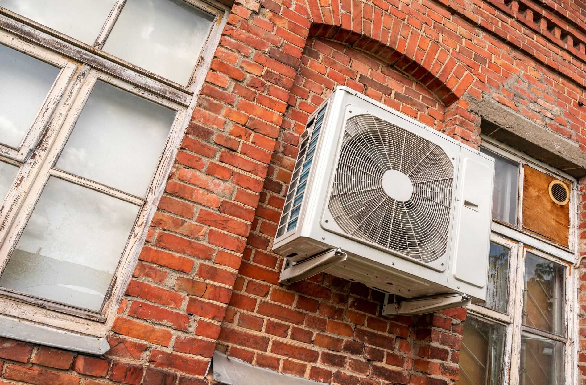 Emergency AC Repair: Quick Response Solutions for Residential Cooling Issues