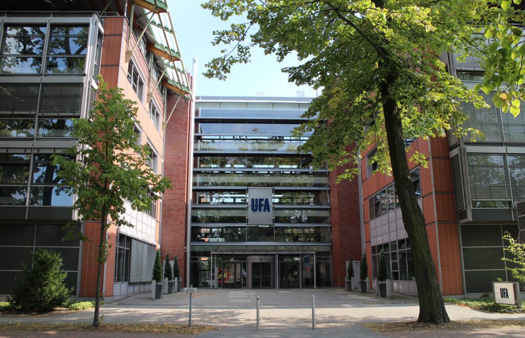 Image of tech solutions demonstration (for a hr tech)