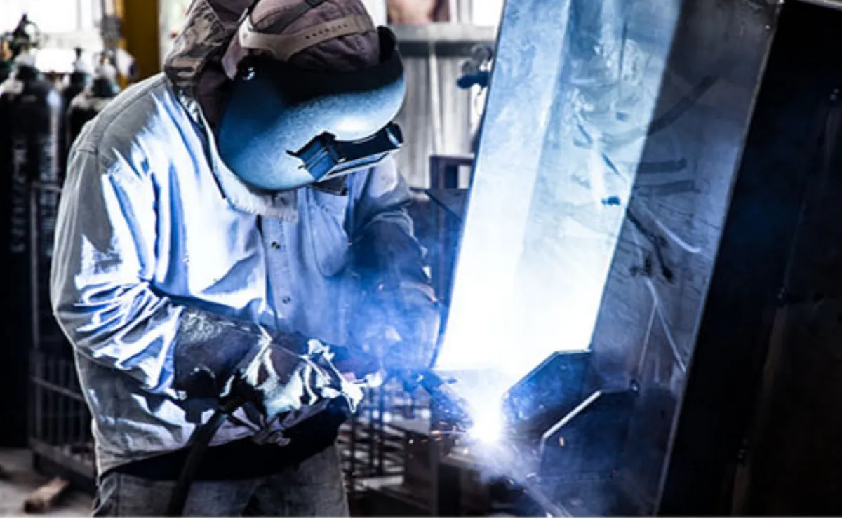 TST GROUP รับสร้างโกดังสำเร็จรูป โรงงานโครงสร้างเหล็ก ระบบ PEB | TST GROUP