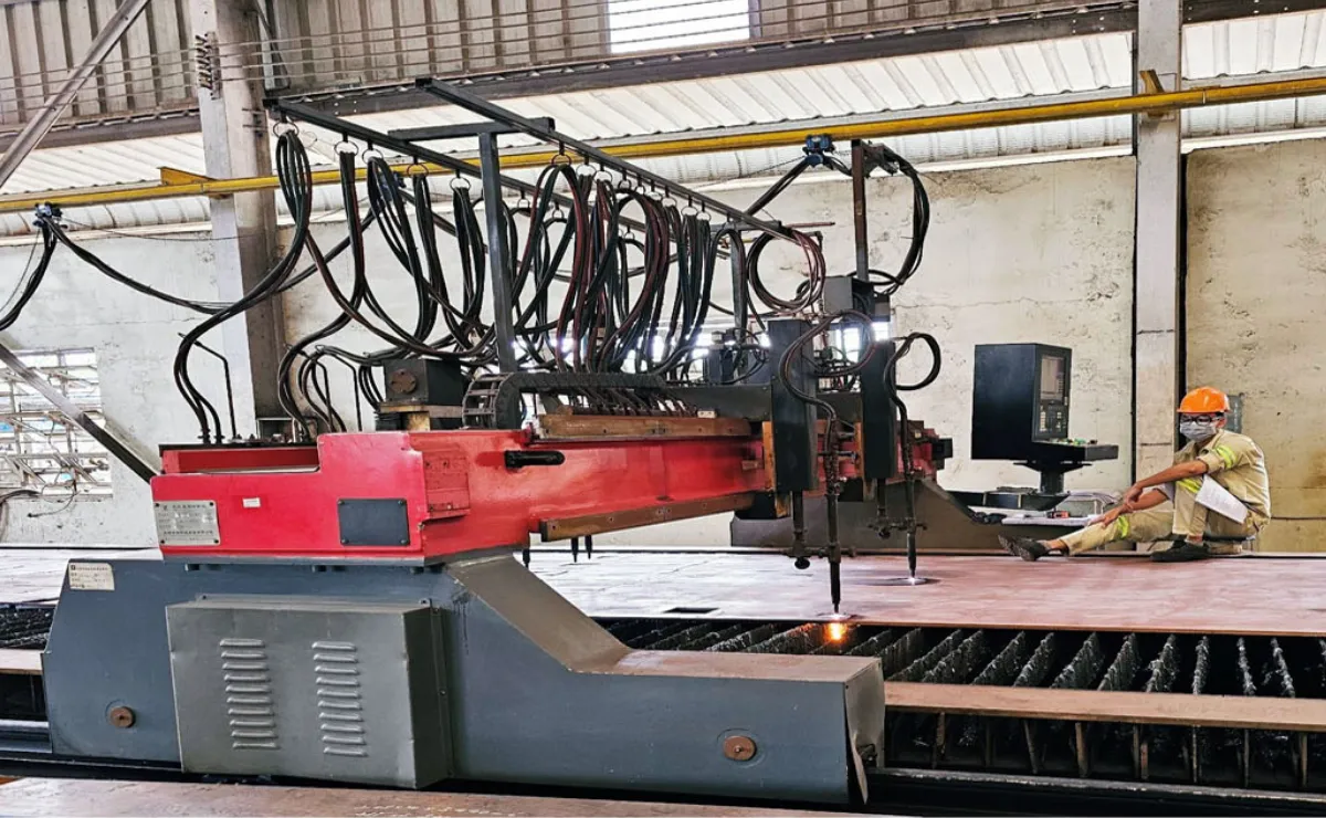 โกดังสำเร็จรูป, รับสร้างโกดัง