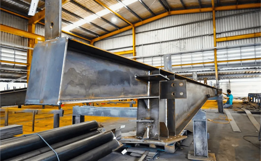 รับสร้างโกดังสําเร็จรูป, โกดังสำเร็จรูป