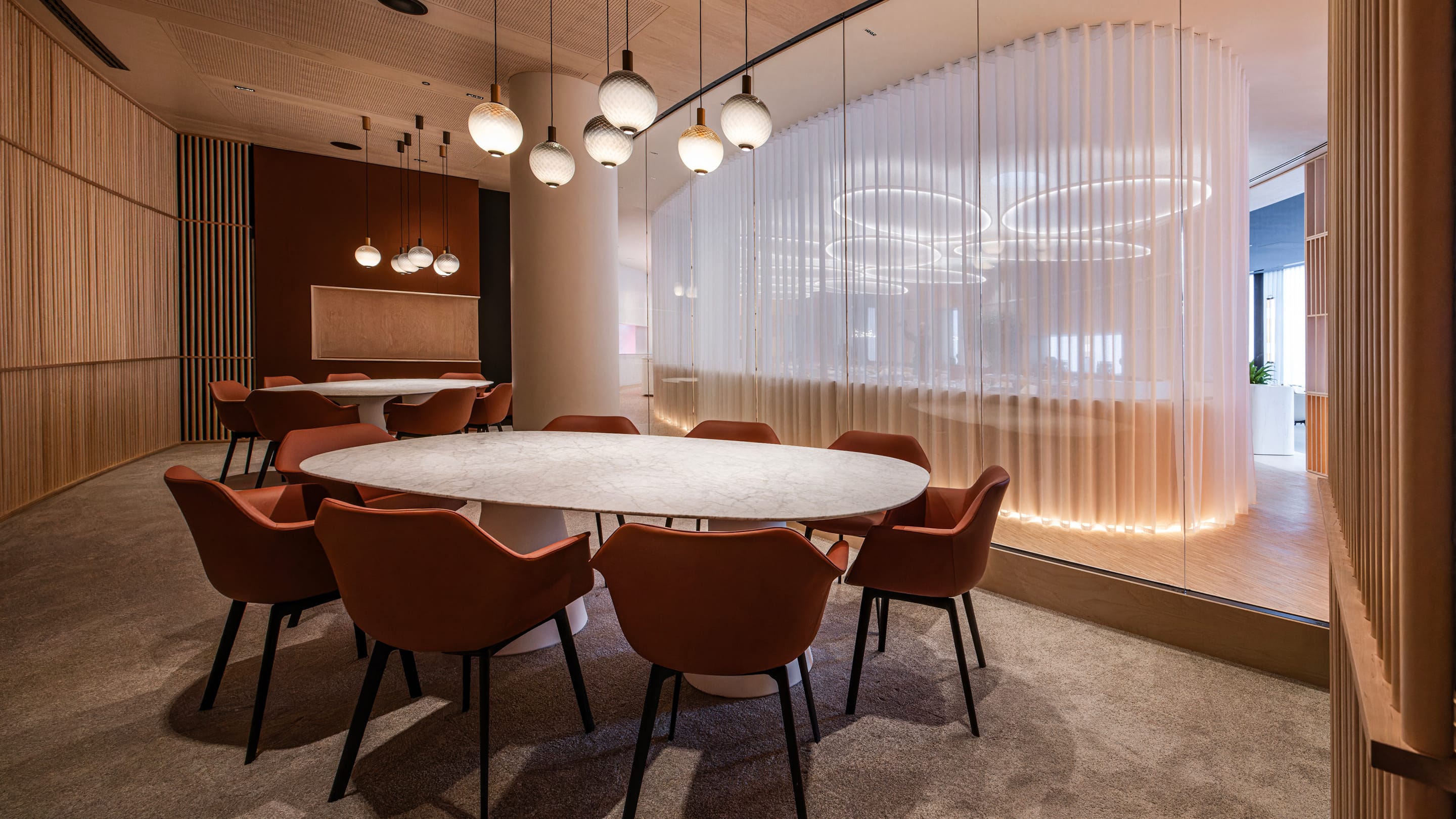 RESTAURANT, LOUNGE ET SALON-HOME