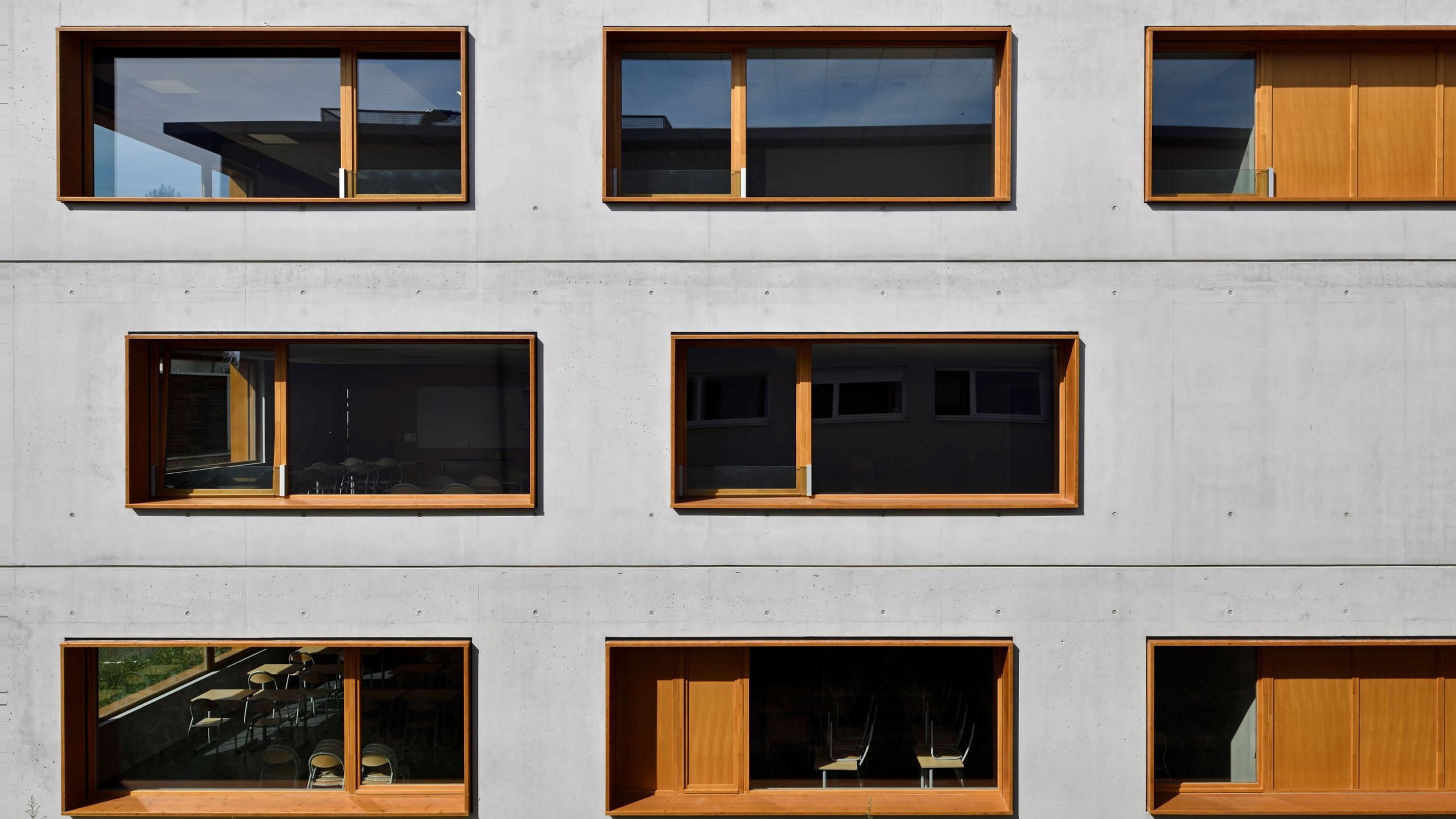 LYCÉE JEAN ROSTAND-HOME