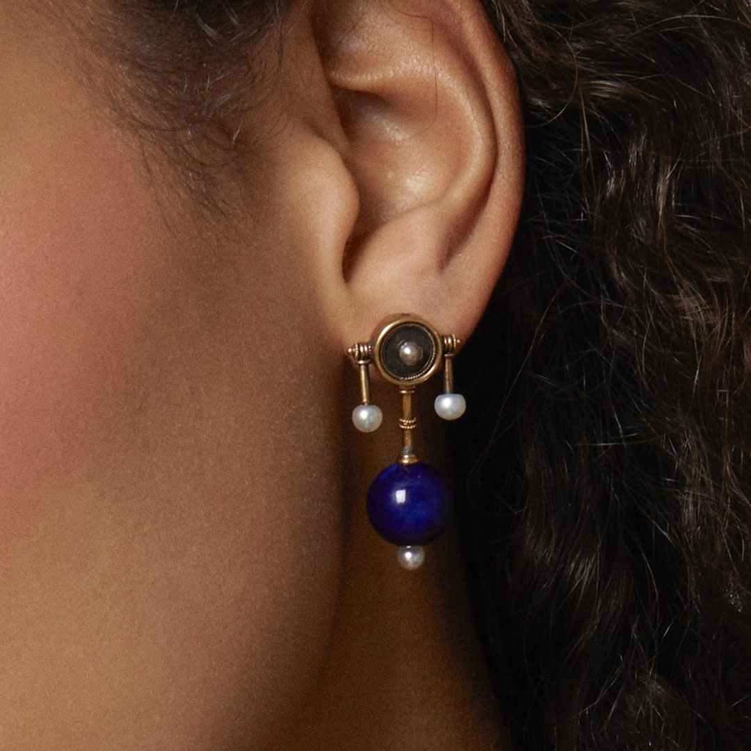 1860 Archeological Revival Set