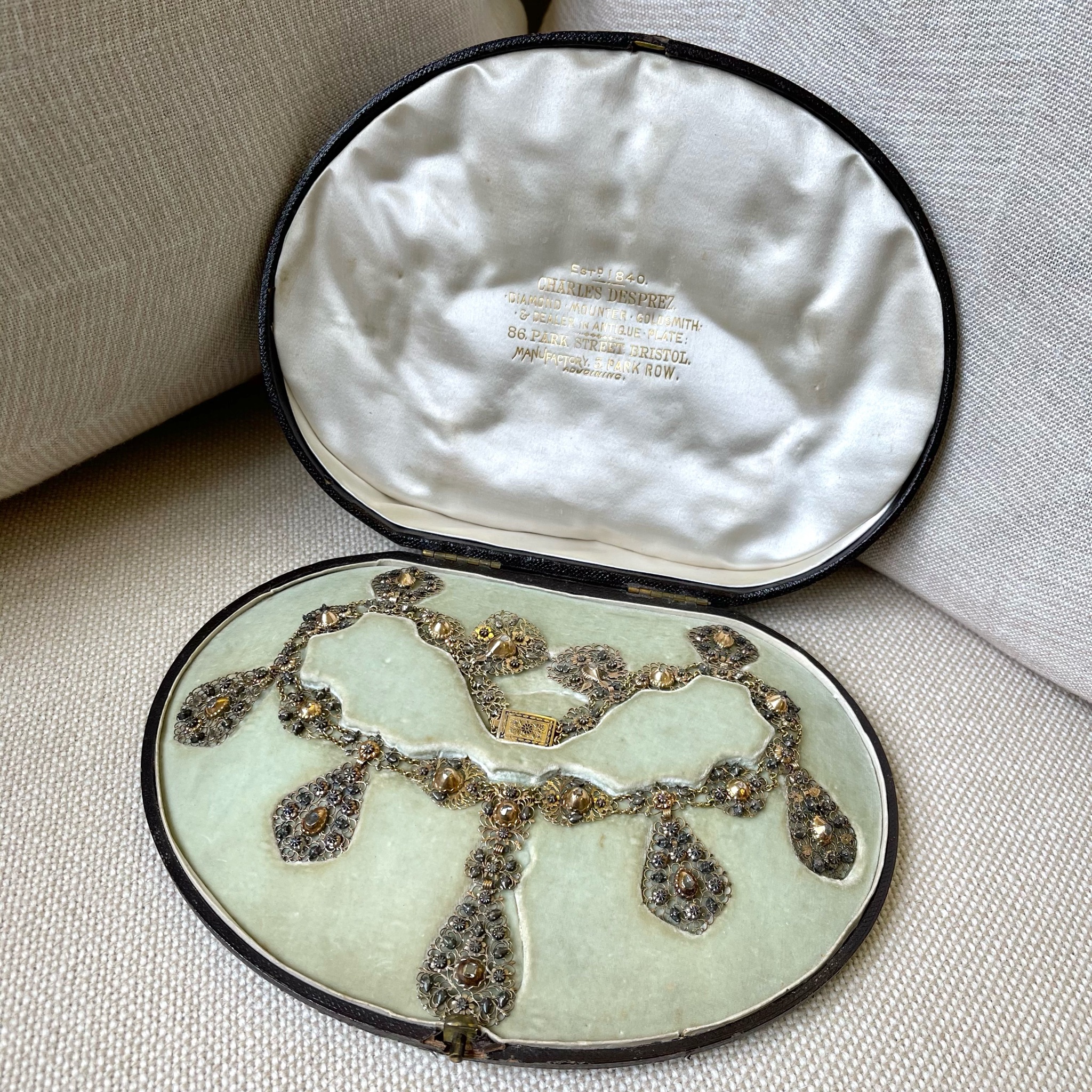 1790 Gold Lace Necklace 