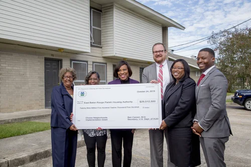 Group holds $29.5M HUD Choice Neighborhoods grant check for EBRPHA.