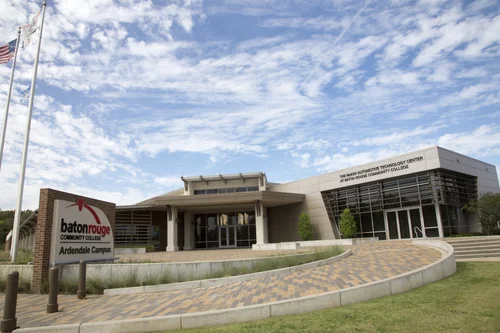Exterior of BRCC's McKay Automotive Technology Center at the Ardendale Campus.