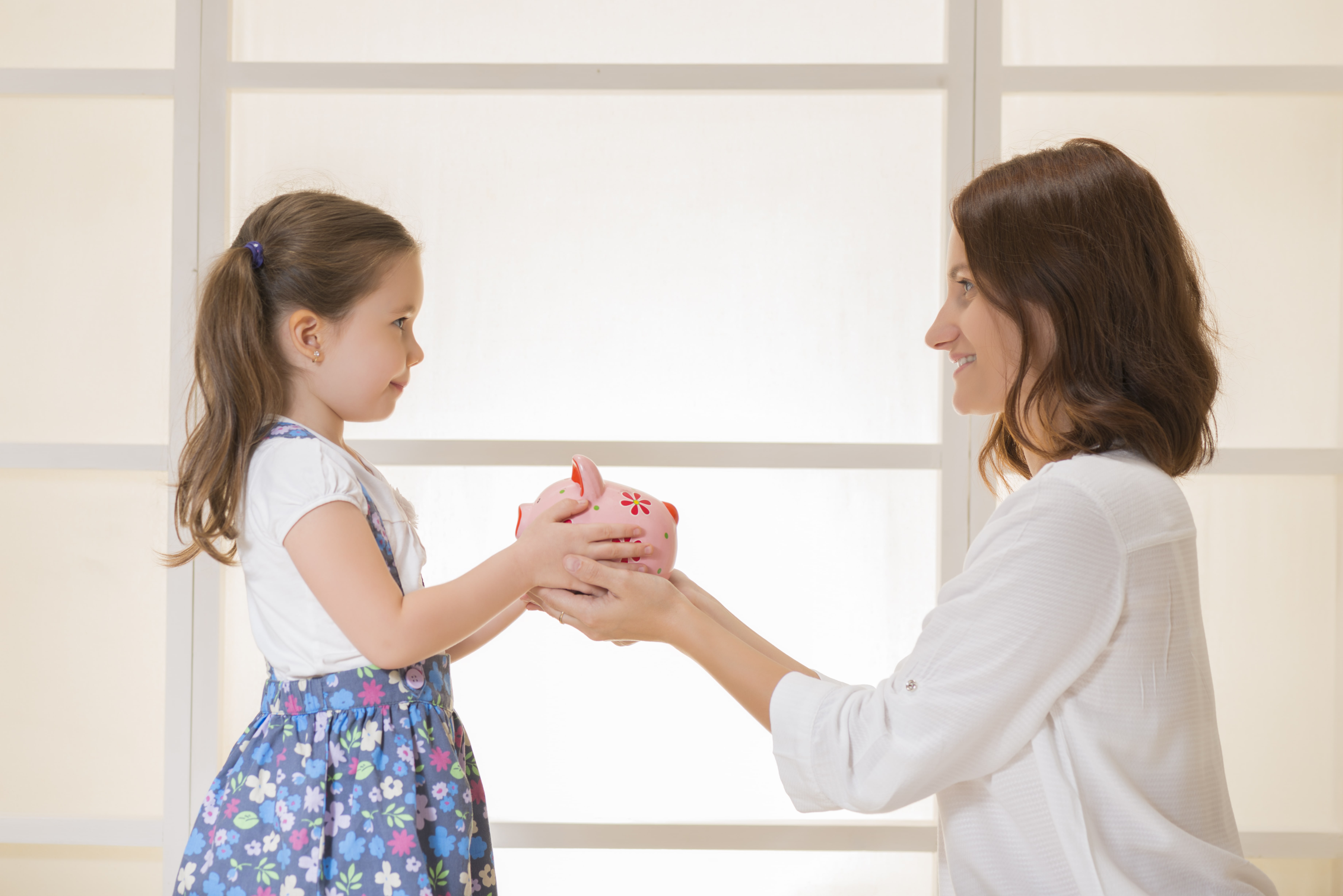 What Is the Best Financial Gift for a Child?