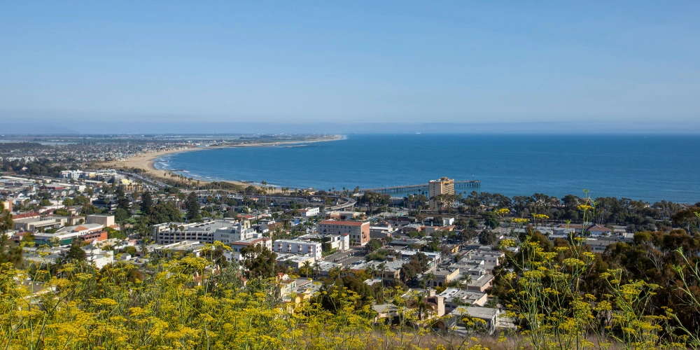 Ventura community entrance sign near homes and neighborhoods served by Stowell Plumbing