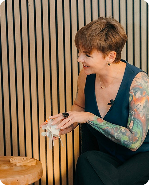 Kate Bolia coaching client with advanced strength training — precision movement strategies for resilience and vitality at Apex. 