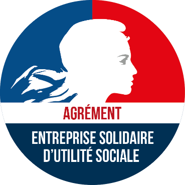 Silhouette blanche de profil d'une femme sur fond tricolore bleu, blanc, rouge avec le texte Agrément Entreprise Solidaire d'Utilité Sociale.