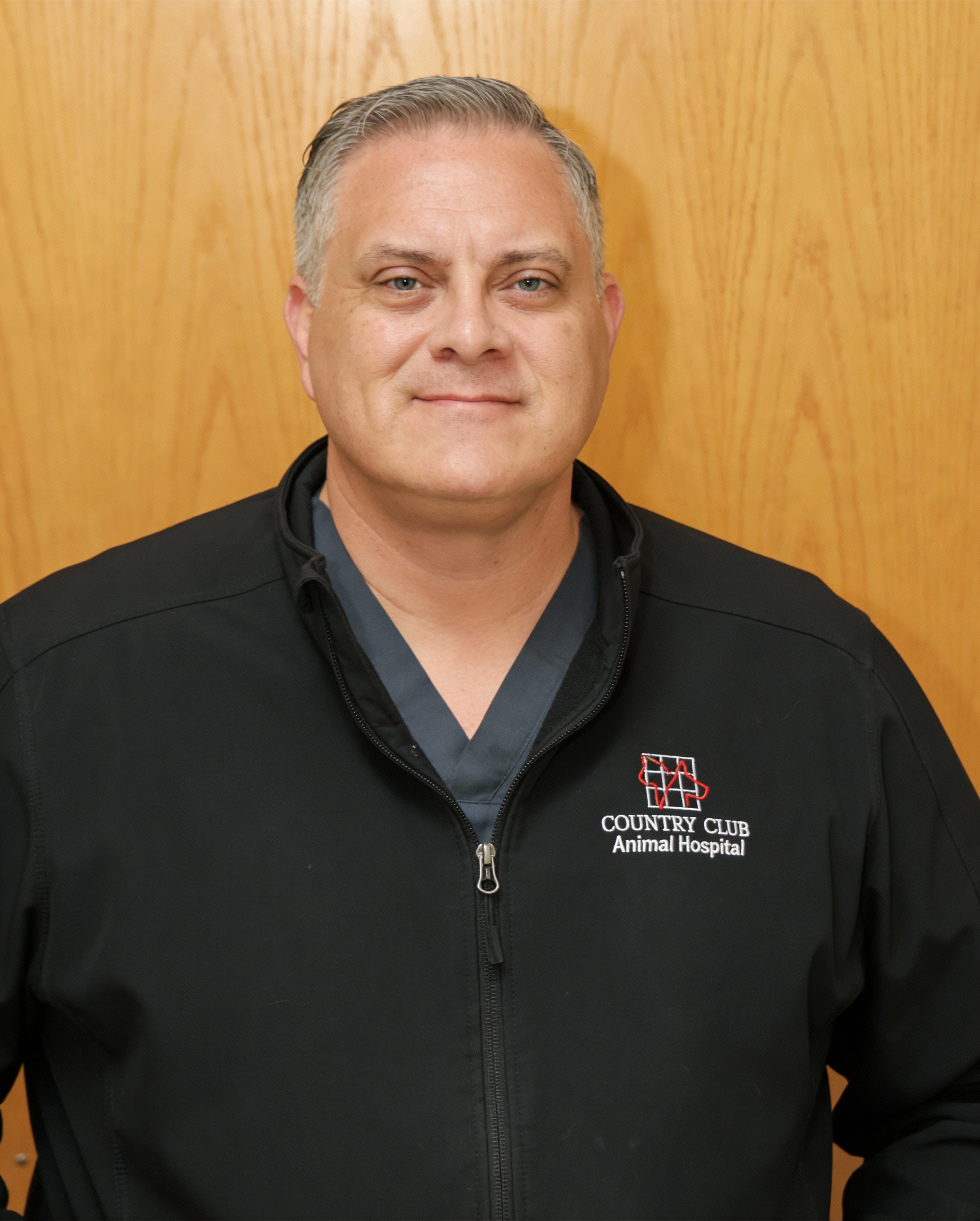 Dr. Luis Augsten