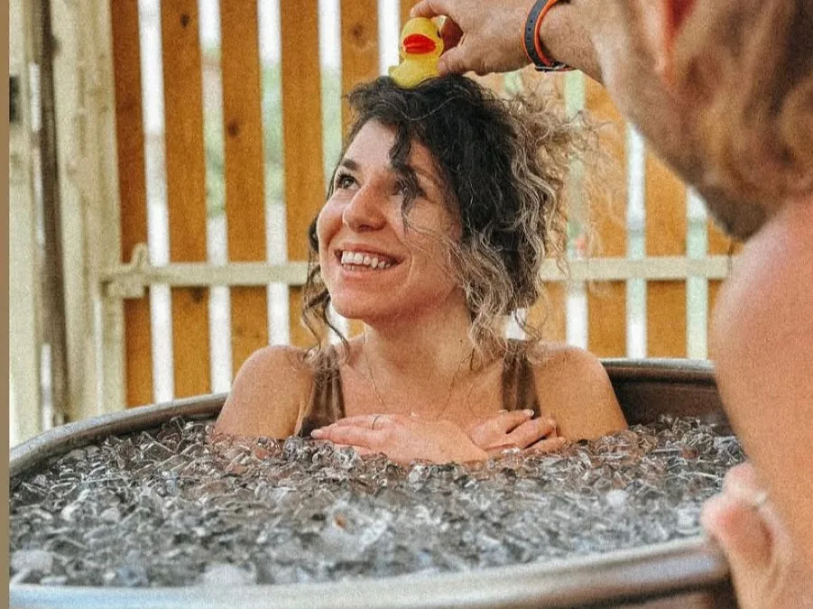 בריכות קרח: חוויית קור מדברית