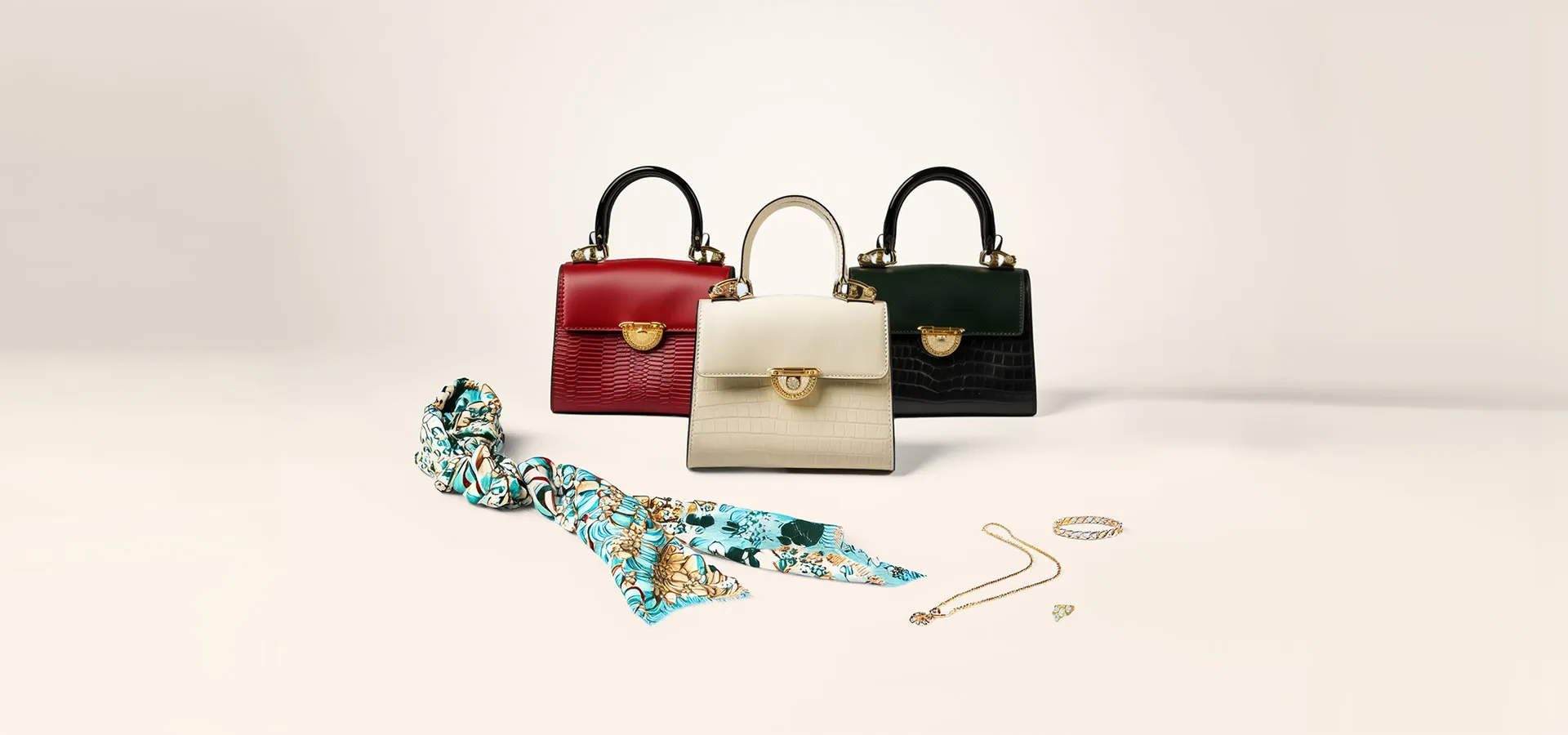 Cocktail dress code for ladies, accessories.