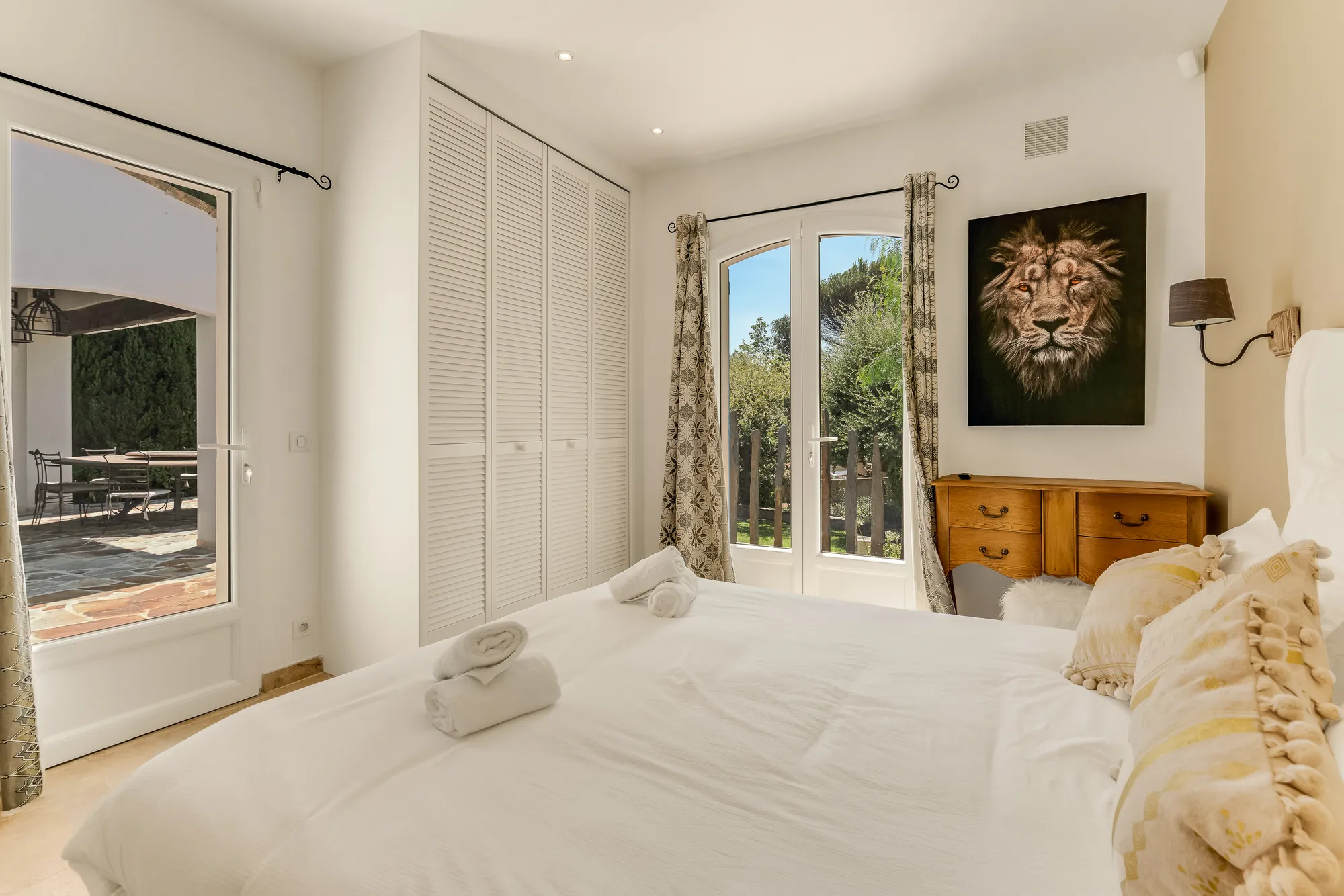 Villa SUNSET â Bedroom with garden view, Gassin