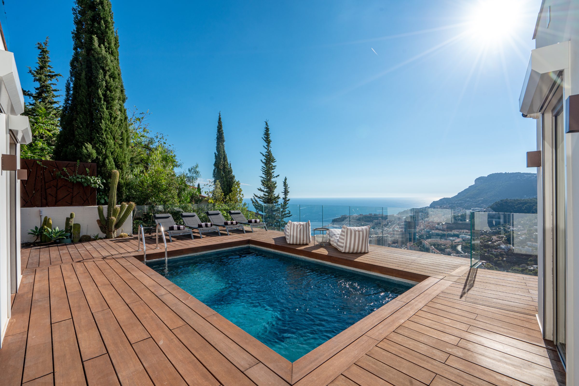 Villa MONACO BLUE – Piscine et terrasse vue mer