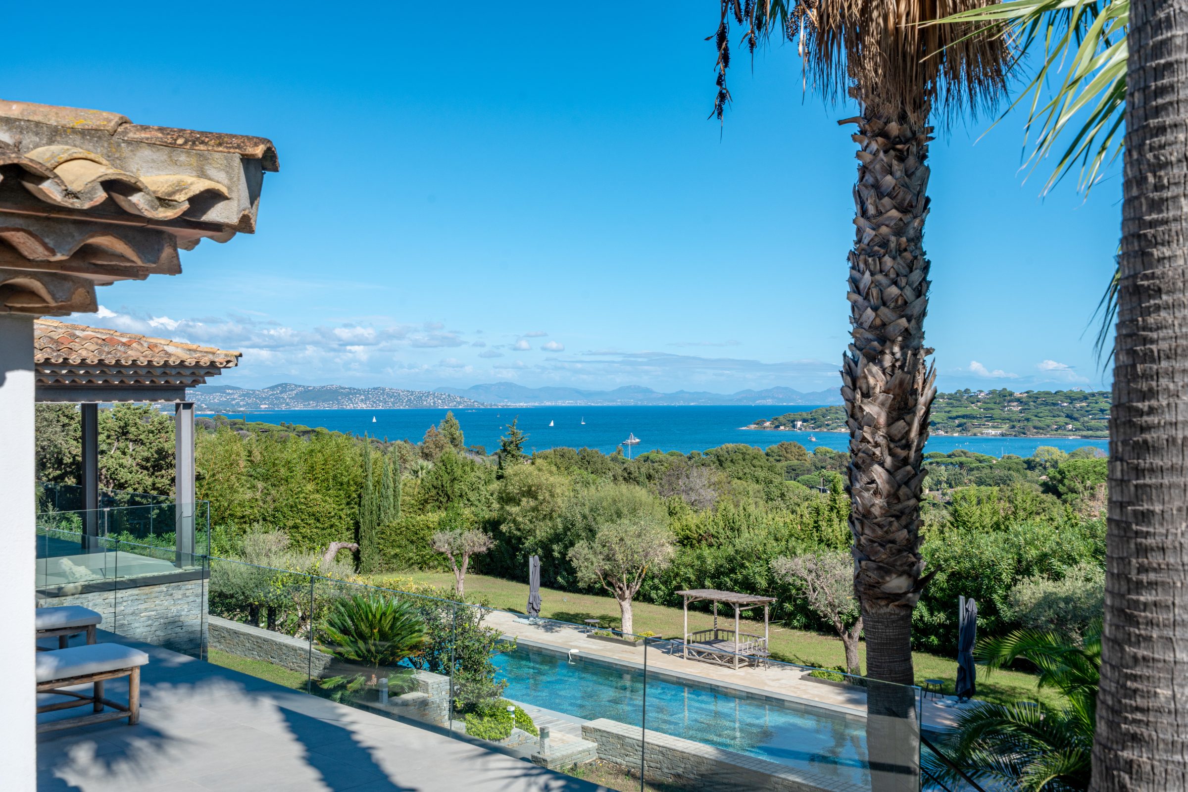 Villa TEXAS – Terrasse avec vue mer sur le golfe de Saint-Tropez