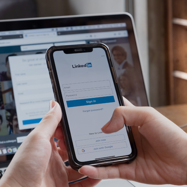 Gráficos de tendencias creativas en LinkedIn para anuncios y contenido orgánico, analizados por el equipo de LFI.