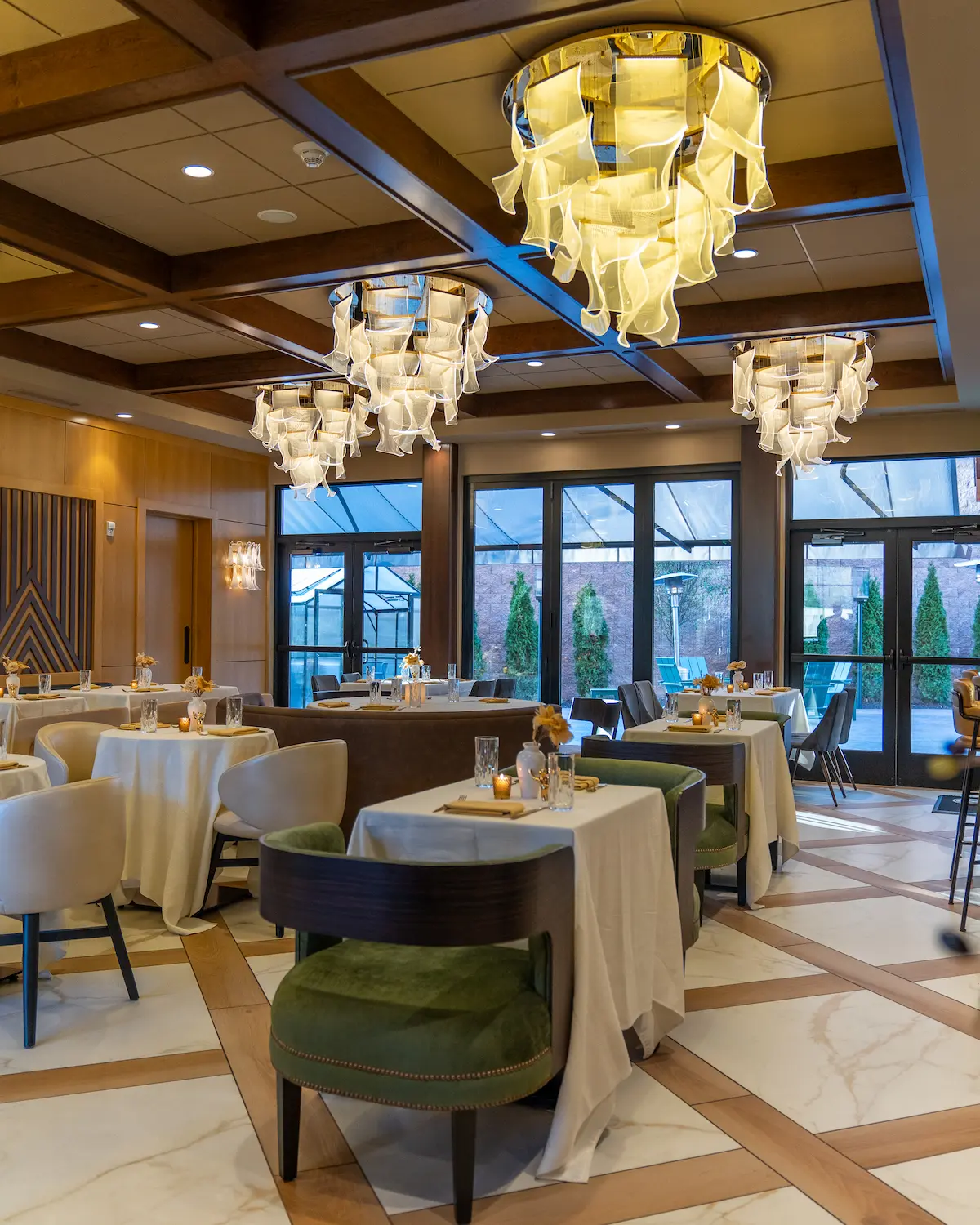 Dine Swiftwater