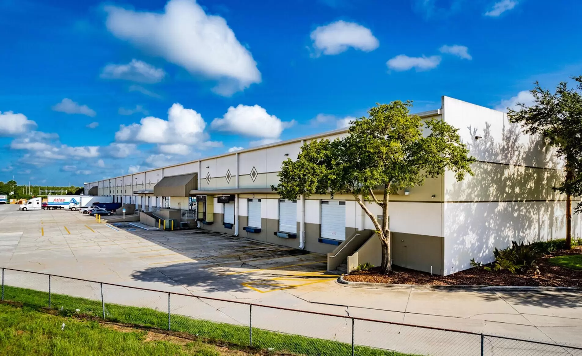 Marketplace Expertise vs. Global Reach