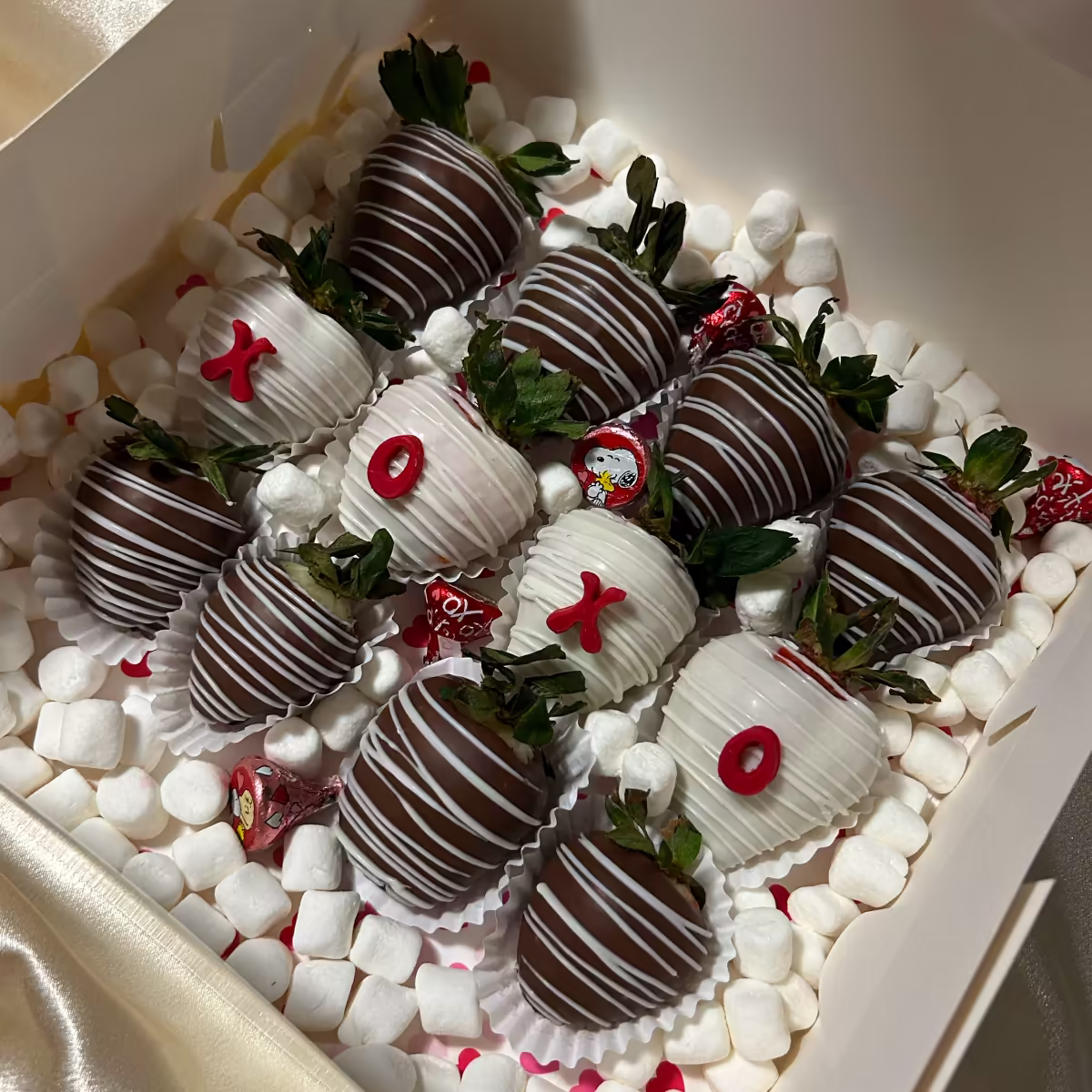 Chocolate Covered Strawberries by Ashley's Antojitos, sweet treats in Grand Rapids, Michigan
